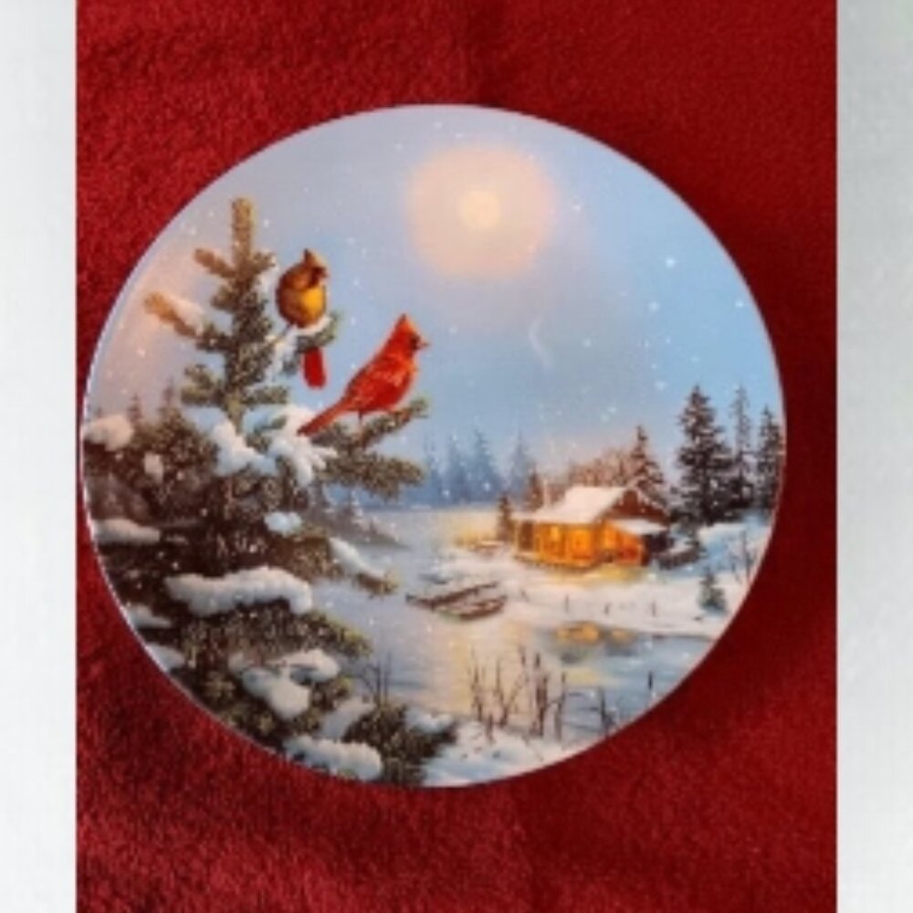 Moonlight Retreat collectors plate " Wings of Winter" first issue cardinal